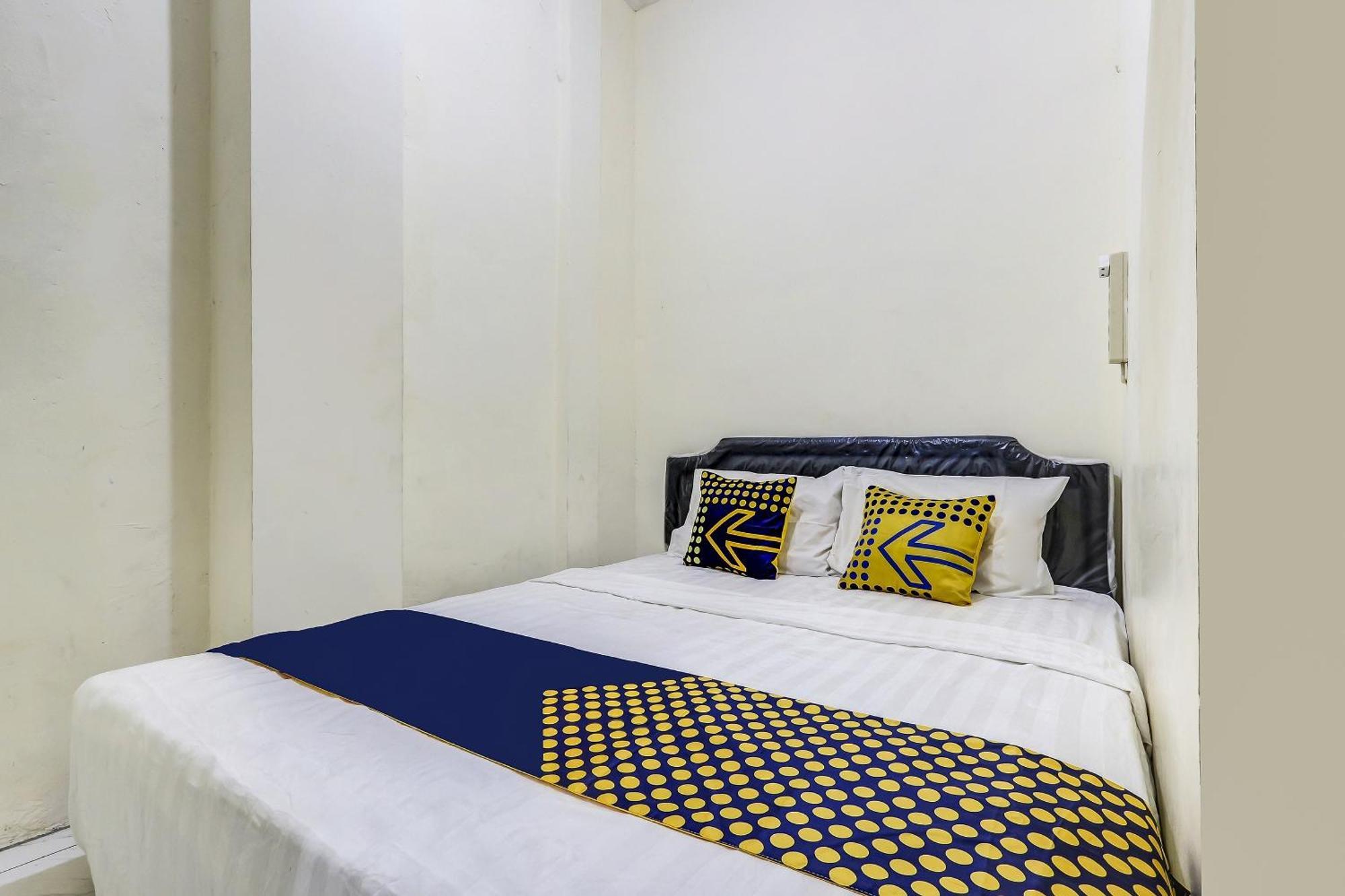 Spot On 90780 Gang Tengah Homestay Syariah Semarang Kültér fotó