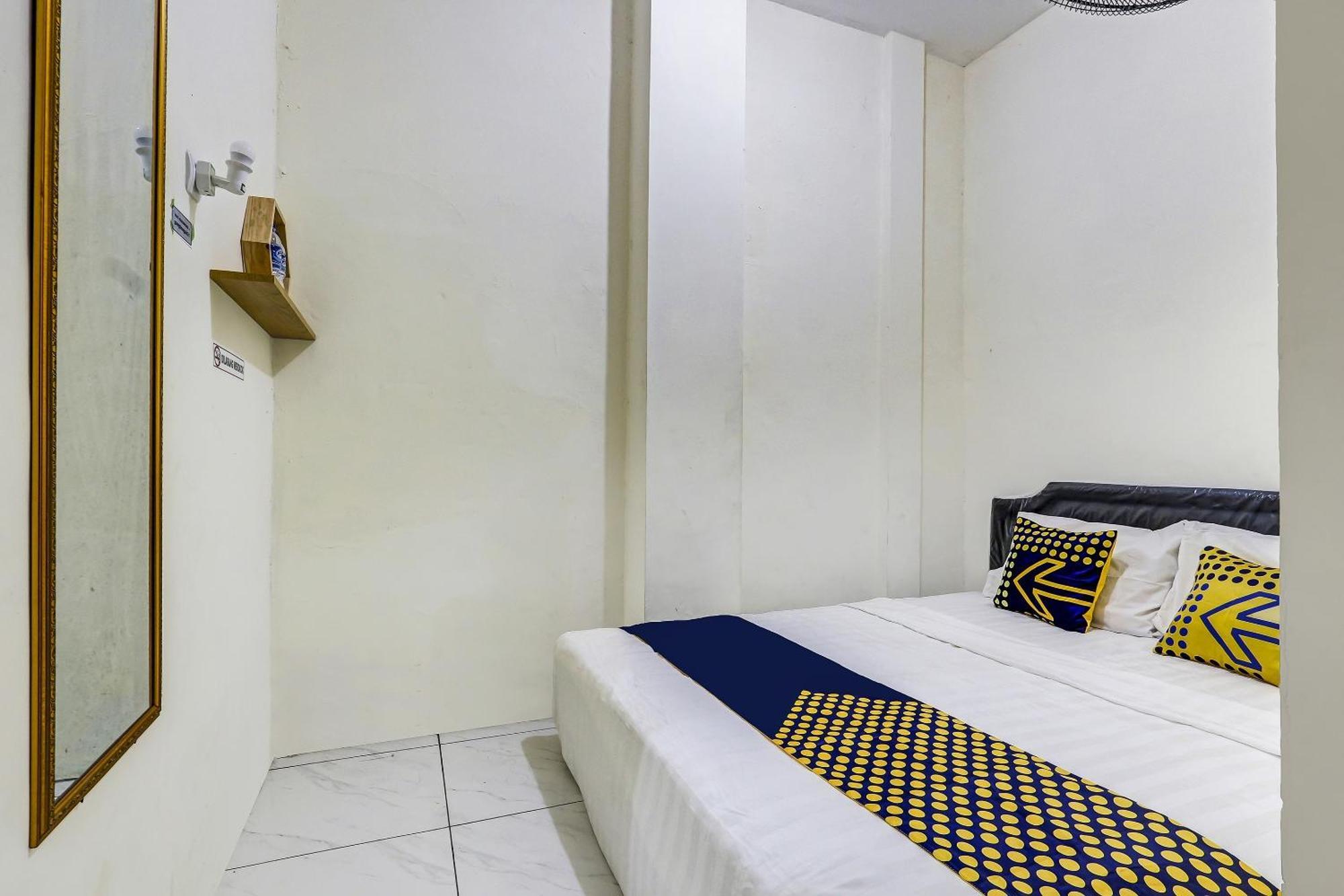 Spot On 90780 Gang Tengah Homestay Syariah Semarang Kültér fotó
